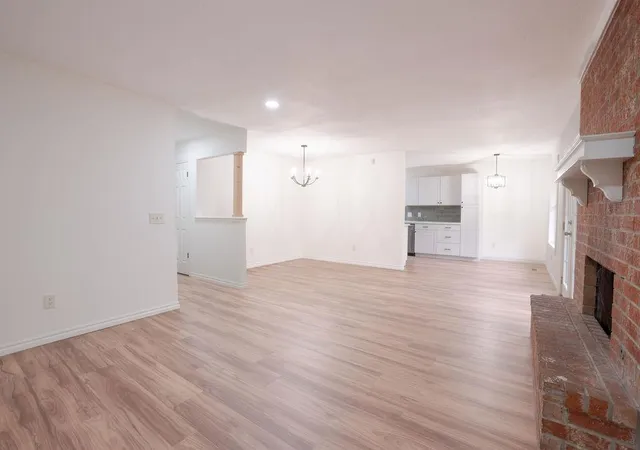 Photo 4 of Single family home for sale at 833 NW 115th Street, Oklahoma City, OK 73114 | MLS# 1252234 | Listing updated on 2026-10-06