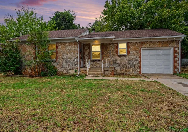 Single family home for sale at 1604 SW 39th Street, Oklahoma City, OK 73119 | MLS# 1252236