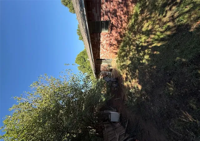 Photo 3 of Single family home for sale at 608 Mark Ave, Yukon, OK 73099 | MLS# 1252247 | Listing updated on 2026-10-19