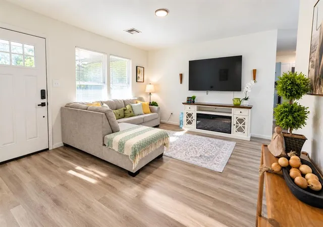 Photo 3 of Single family home for sale at 10908 N Mckinley Ave, Oklahoma City, OK 73114 | MLS# 1252256 | Listing updated on 2026-10-07