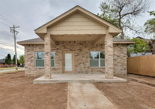 Single family home for sale at 500 NW 89th Street, Oklahoma City, OK 73114 | MLS# 1252263