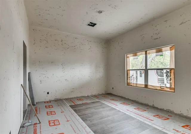 Photo 4 of Single family home for sale at 500 NW 89th Street, Oklahoma City, OK 73114 | MLS# 1252263 | Listing updated on 2026-10-06