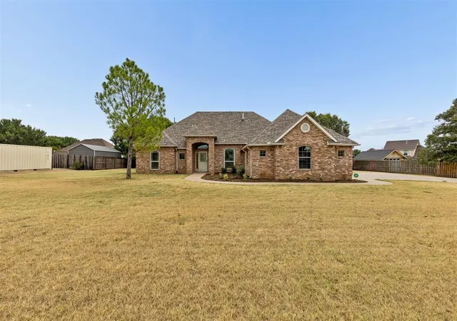 Photo 3 of Single family home for sale at 12 NW Ashbury Way, Lawton, OK 73505 | MLS# 1252264 | Listing updated on 2026-10-07