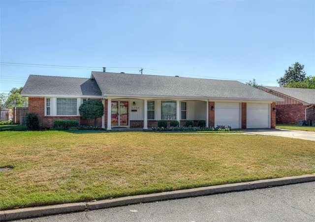 Photo 3 of Single family home for sale at 2724 Kerry Ln, Oklahoma City, OK 73120 | MLS# 1252268 | Listing updated on 2026-10-09