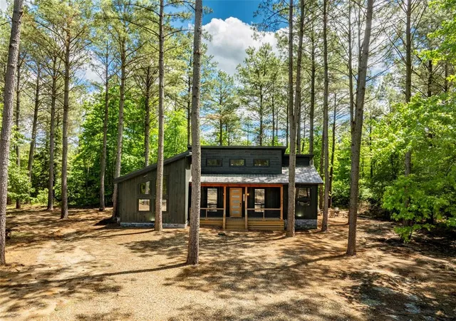 Photo 3 of Single family home for sale at 148 Dogwood Blossom Trl, Broken Bow, OK 74728 | MLS# 1252269 | Listing updated on 2026-10-08