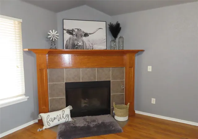 Photo 4 of Single family home for sale at 304 SW 44th Street, Moore, OK 73160 | MLS# 1252298 | Listing updated on 2026-10-06