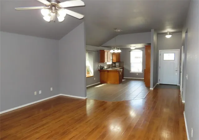 Photo 3 of Single family home for sale at 304 SW 44th Street, Moore, OK 73160 | MLS# 1252298 | Listing updated on 2026-10-06
