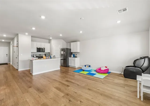 Photo 3 of Single family home for sale at 12516 Nw 140th Street, Piedmont, OK 73078 | MLS# 1252309 | Listing updated on 2026-10-07