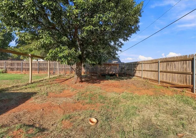 Photo 37 of Single family home for sale at 1009 Mac Dr, Elk City, OK 73644 | MLS# 1252312 | Listing updated on 2026-10-07