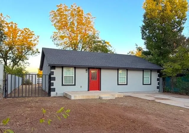 Photo 1 of Single family home for sale at 3904 S Harvey Ave, Oklahoma City, OK 73109 | MLS# 1252319 | Listing updated on 2026-10-08