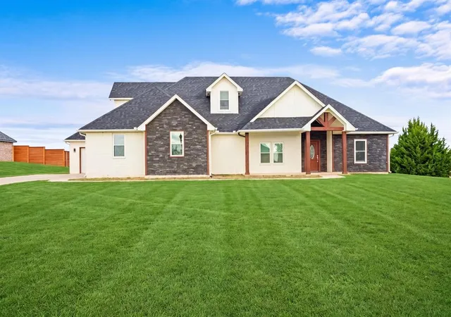 Photo 1 of Single family home for sale at 4351 Whitetail Dr, Guthrie, OK 73044 | MLS# 1252352 | Listing updated on 2026-10-19