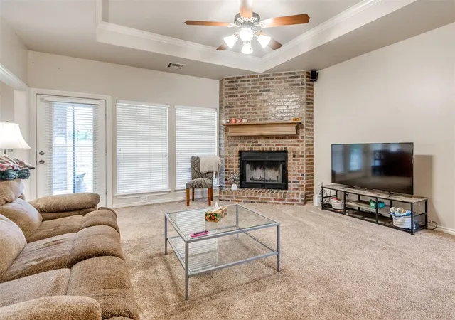Photo 3 of Single family home for sale at 4617 Stag Horn Dr, Yukon, OK 73099 | MLS# 1252355 | Listing updated on 2026-10-08