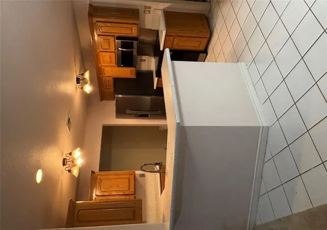 Photo 3 of Single family home for sale at 305 E Sierra Vista Ct, Altus, OK 73521 | MLS# 1252364 | Listing updated on 2026-10-08