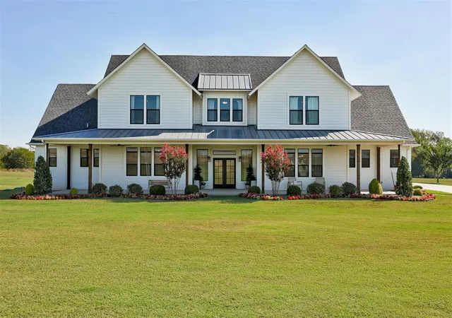 Photo 1 of Single family home for sale at 10500 Secretariat Dr, Mustang, OK 73064 | MLS# 1252375 | Listing updated on 2026-10-20