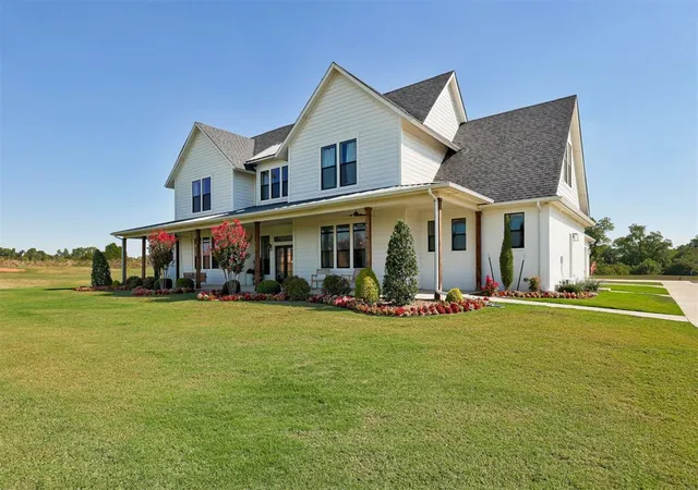 Photo 2 of Single family home for sale at 10500 Secretariat Dr, Mustang, OK 73064 | MLS# 1252375 | Listing updated on 2026-10-20