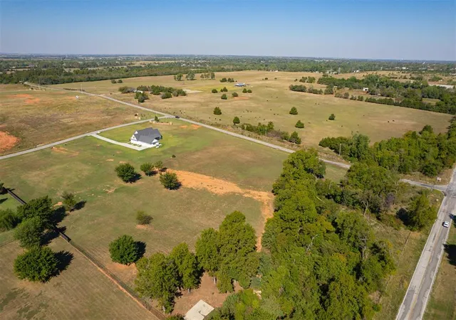 Photo 50 of Single family home for sale at 10500 Secretariat Dr, Mustang, OK 73064 | MLS# 1252375 | Listing updated on 2026-10-20