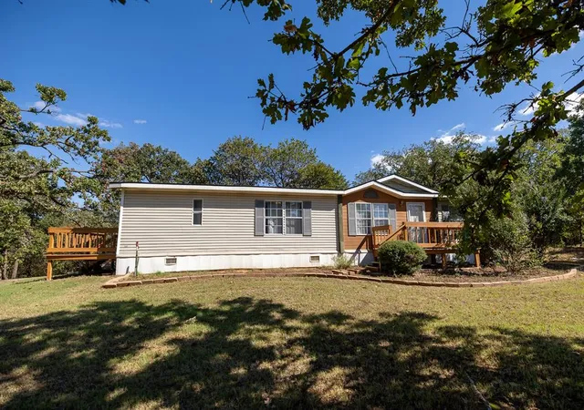Photo 4 of Single family home for sale at 12900 Fox Hole Rd, Edmond, OK 73034 | MLS# 1252385 | Listing updated on 2026-10-08