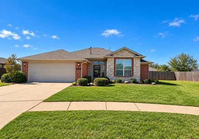 Single family home for sale at 16229 Snake Dr, Edmond, OK 73013 | MLS# 1252393