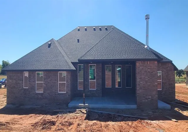 Photo 3 of Single family home for sale at 2418 S Bear Crk Cir, Blanchard, OK 73010 | MLS# 1252396 | Listing updated on 2026-10-06