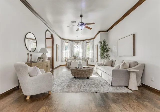 Photo 3 of Single family home for sale at 2433 Glenmere Dr, Edmond, OK 73003 | MLS# 1252404 | Listing updated on 2026-10-19