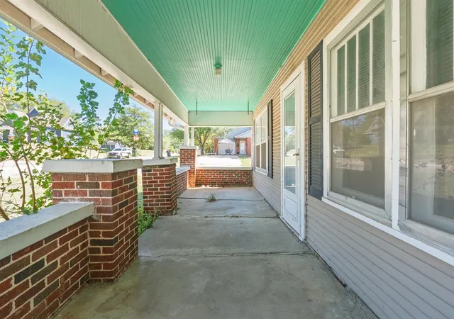 Sale Pending at 23 E Burns St, Shawnee, OK 74801 | MLS# 1252410 | Listing updated on 2026-10-08