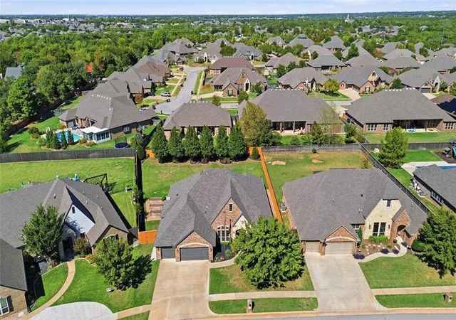 Photo 2 of Single family home for sale at 1509 Nw 189th Street, Edmond, OK 73012 | MLS# 1252411 | Listing updated on 2026-10-07