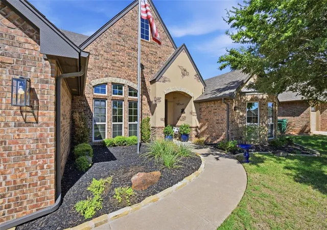 Photo 3 of Single family home for sale at 1509 NW 189th Street, Edmond, OK 73012 | MLS# 1252411 | Listing updated on 2026-10-07