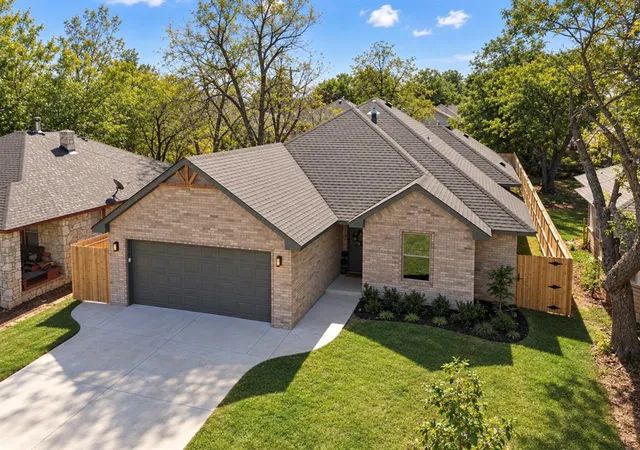 Photo 2 of Single family home for sale at 1508 Ne 25th Street, Oklahoma City, OK 73111 | MLS# 1252419 | Listing updated on 2026-10-08