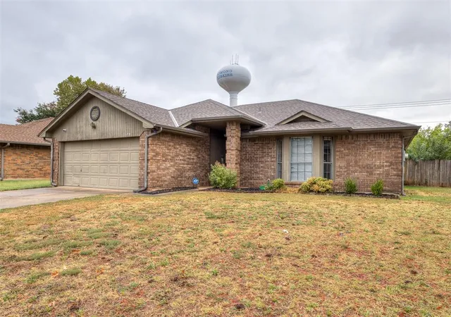 Photo 2 of Single family home for sale at 1108 Earl A Rodkey Dr, Edmond, OK 73003 | MLS# 1252420 | Listing updated on 2026-10-06