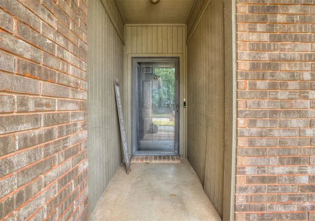Photo 4 of Single family home for sale at 1108 Earl A Rodkey Dr, Edmond, OK 73003 | MLS# 1252420 | Listing updated on 2026-10-06