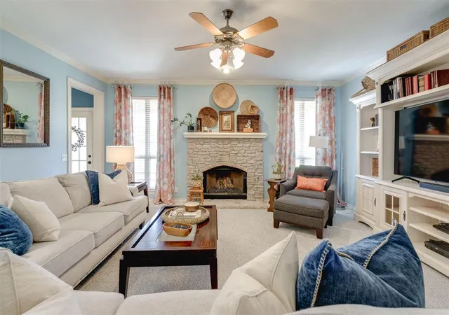Photo 3 of Single family home for sale at 115 Lakeview Ct, Edmond, OK 73003 | MLS# 1252422 | Listing updated on 2026-10-09