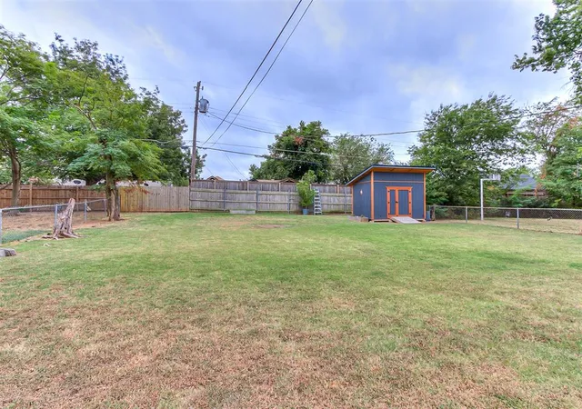 Photo 4 of Single family home for sale at 5916 NW 60th Street, Oklahoma City, OK 73122 | MLS# 1252438 | Listing updated on 2026-10-08