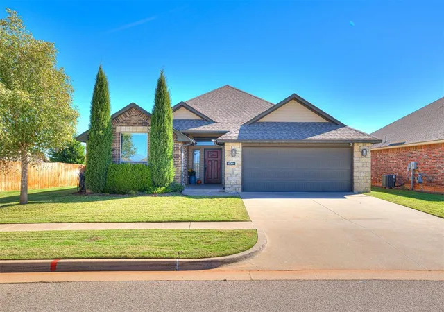 Photo 1 of Single family home for sale at 16004 Positano Dr, Edmond, OK 73013 | MLS# 1252453 | Listing updated on 2026-10-08