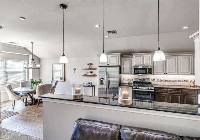 Photo 3 of Single family home for sale at 16004 Positano Dr, Edmond, OK 73013 | MLS# 1252453 | Listing updated on 2026-10-08