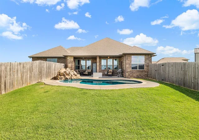 Photo 4 of Single family home for sale at 7188 Legacy Pointe Cir, El Reno, OK 73036 | MLS# 1252459 | Listing updated on 2026-10-09