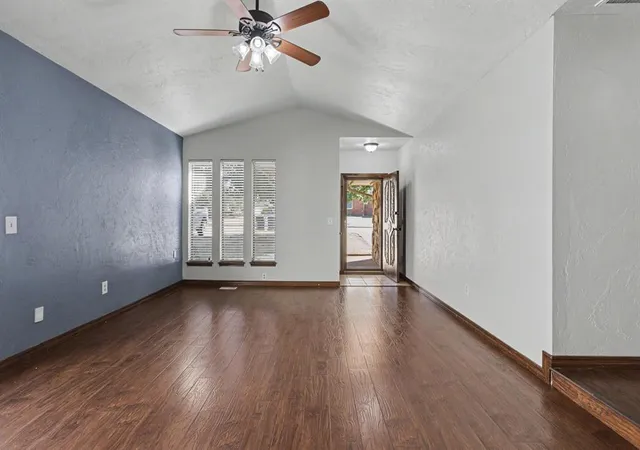 Photo 3 of Single family home for sale at 13513 Country Pl, Oklahoma City, OK 73131 | MLS# 1252469 | Listing updated on 2026-10-08