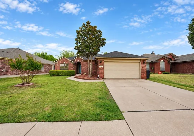 Photo 2 of Single family home for sale at 2728 Nw 163rd Street, Edmond, OK 73013 | MLS# 1252484 | Listing updated on 2026-10-07