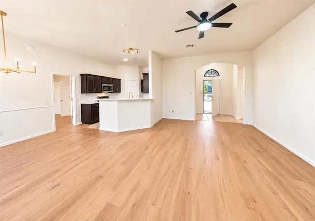 Photo 4 of Single family home for sale at 2728 NW 163rd Street, Edmond, OK 73013 | MLS# 1252484 | Listing updated on 2026-10-07