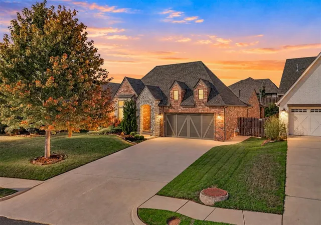Single family home for sale at 1209 Nay Ave, Edmond, OK 73034 | MLS# 1252489