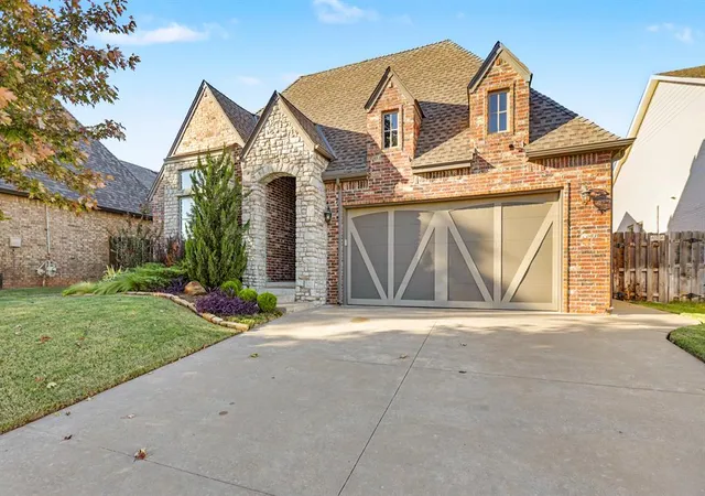 Photo 2 of Single family home for sale at 1209 Nay Ave, Edmond, OK 73034 | MLS# 1252489 | Listing updated on 2026-10-08