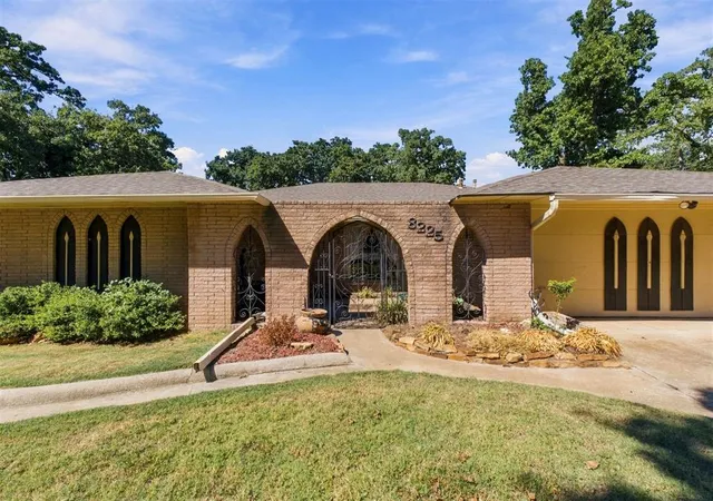 Photo 1 of Single family home for sale at 8225 Golden Oaks Rd, Oklahoma City, OK 73127 | MLS# 1252491 | Listing updated on 2026-10-09