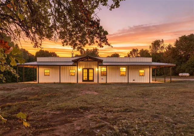 Photo 1 of Single family home for sale at 21050 Se 192nd Street, Wanette, OK 74878 | MLS# 1252500 | Listing updated on 2026-10-06