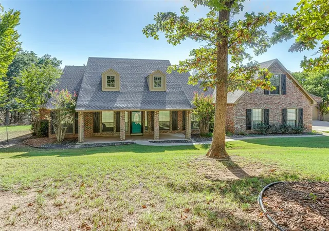 Photo 1 of Single family home for sale at 10461 Ridgeview Dr, Edmond, OK 73034 | MLS# 1252505 | Listing updated on 2026-10-19