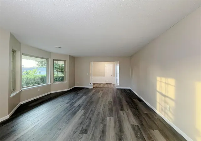 Photo 3 of Sale Pending at 2505 Ridgecrest Dr, El Reno, OK 73036 | MLS# 1252517 | Listing updated on 2026-10-15