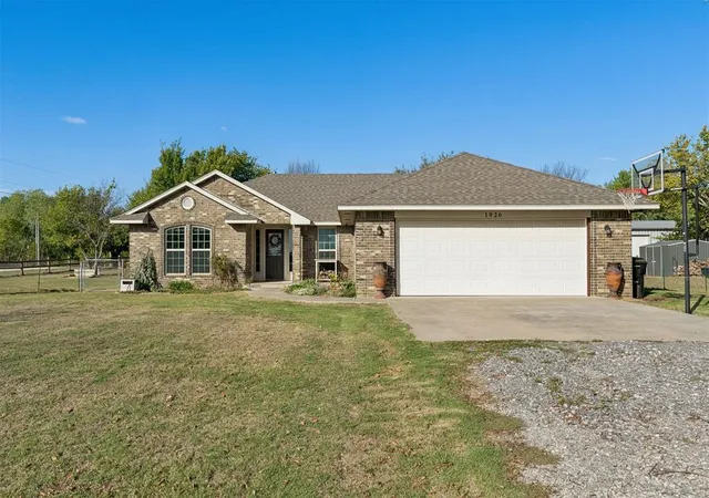 Photo 4 of Single family home for sale at 1926 County St 2985, Blanchard, OK 73010 | MLS# 1252536 | Listing updated on 2026-10-21