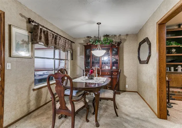 Photo 4 of Single family home for sale at 337 Choctaw Pl, Yukon, OK 73099 | MLS# 1252564 | Listing updated on 2026-10-10