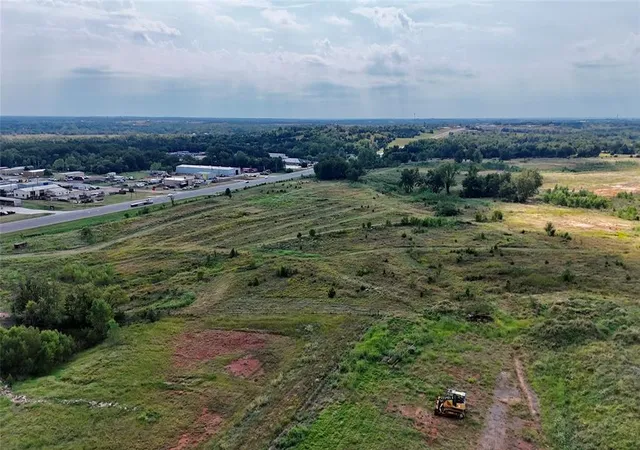 Photo 4 of Land for sale at 44161 S Perkins Rd, Stillwater, OK 74074 | MLS# 1252565 | Listing updated on 2026-10-07