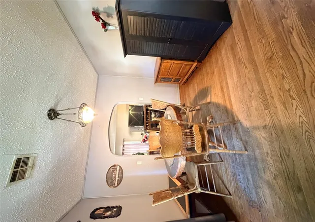 Photo 4 of Single family home for sale at 2508 Cummings Dr, Oklahoma City, OK 73107 | MLS# 1252575 | Listing updated on 2026-10-08