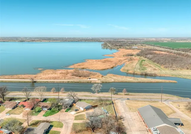 Photo 2 of Single family home for sale at 8337 Nw 38th Terrace, Bethany, OK 73008 | MLS# 1252578 | Listing updated on 2026-10-08