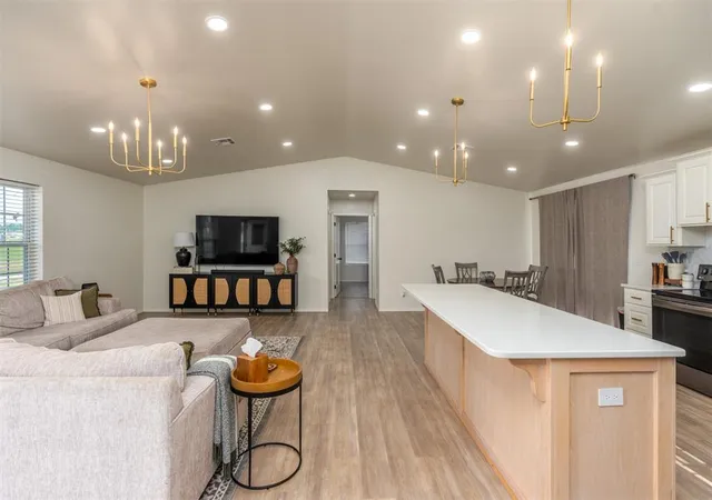 Photo 3 of Single family home for sale at 208 W Hollie Rd, Okemah, OK 74859 | MLS# 1252584 | Listing updated on 2026-10-07